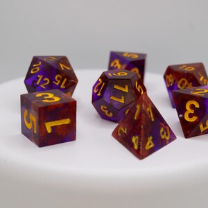 Juego de dados de resina de Spellstone, DnD, dados poliédricos, dados de borde afilado, dados de rol, dados MTG, Dungeons and Dragons, regalos de DnD