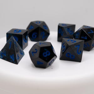 Omenskin, DnD Resin Dice Set, Polyhedral Dice, Sharp Edge Dice, RPG Dice, MTG Dice, Dungeons and Dragons, DnD Gifts