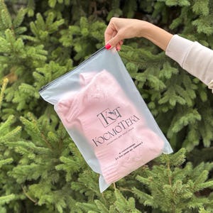 Custom Logo Matte Zipper Bags: Clothing Packaging for Small Business