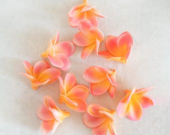 10 Stück Real Touch Coral Plumeria Blumen - Tropische Frangipani-Imitat für DIY-Haarspangen, Lei, Hochzeitsdekor, Herzstück, Gangdekor