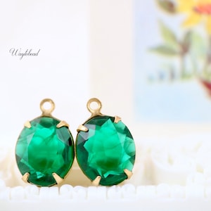 Emerald Green Vintage Unfoiled Glass Oval 12x10mm Open Back Raw Brass Prong Settings Stones Earring Drops Connectors - 2