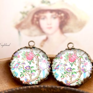 White Fushia Flower Birds Branches Floral Glass Cabochon 21mm Vintage Style Round Single Set Stones Charms Pendant - 2