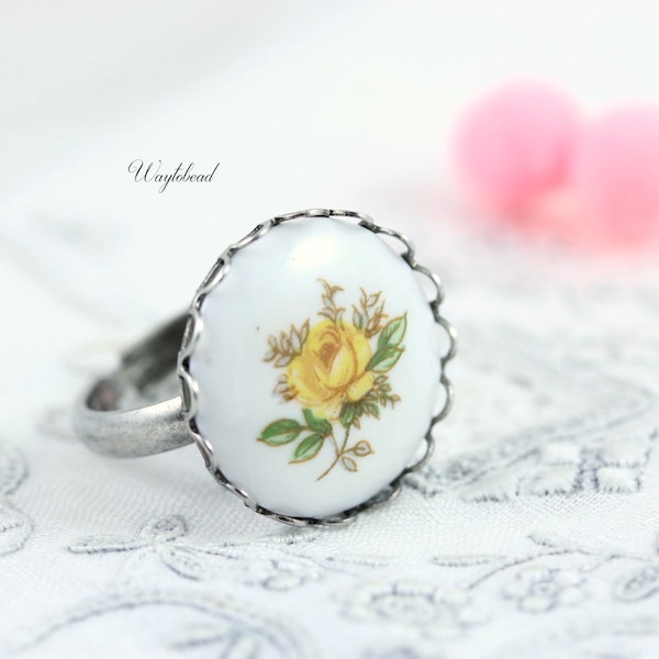 Vintage Adjustable Antiqued Silver Ring Blank with Round Lace Edged Setting 18mm Porcelain Rose Flower Cabochon