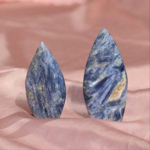 Blue Kyanite Flame, Polished Blue Kyanite, Blue Kyanite Carving, Kyanite Decoration, Blue Crystal