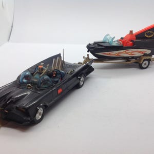 Hard to Find 1970's Corgi Diecast Set #3 Batmobile & Batboat
