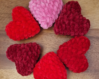 Plush Valentine Love Hearts Crochet Pattern | Amigurumi pdf
