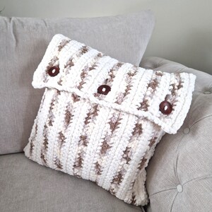 Striped Velvet Cushion Crochet Pattern Envelope Button Cover - Home Décor
