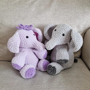 Patrón de ganchillo para elefantes de peluche: Emily, inspirada en Ben y el Heffalump.
