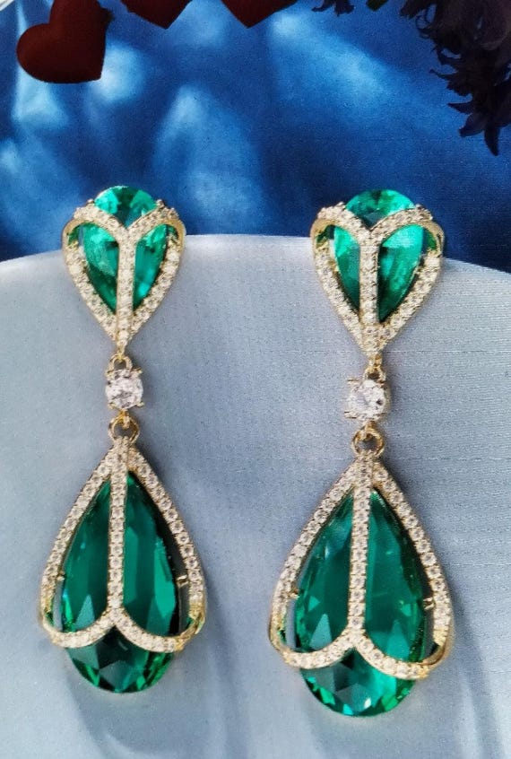Emerald Green Stone 925 sterling silver earring for Woman Dangle Drop Boho vintage Dangling Earring Huggie earring Jewelry Gift