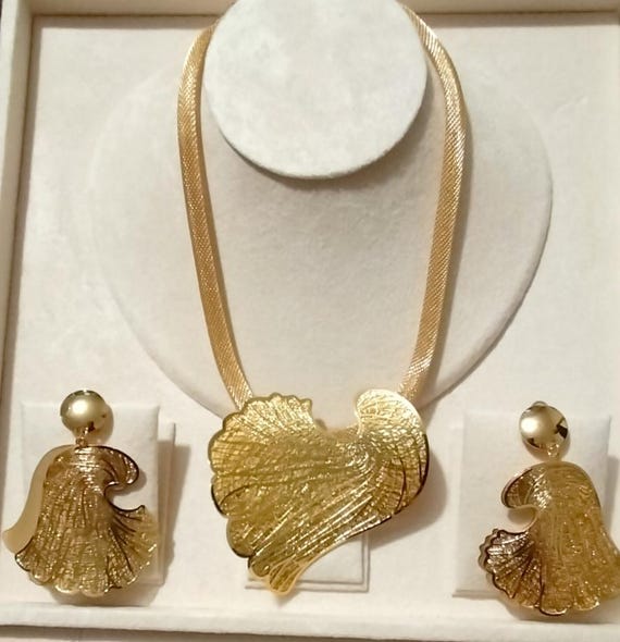 Statement Elegant Elongated 24K gold plated Necklace Earring Bracelet Rings Set.2 Pieces Set