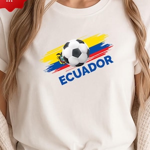 ECUADOR T-shirt, png, vetgedrukt National Pride-T-shirt, vlagkleurenontwerp, digitale download voor print-on-demand