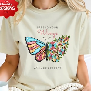 Camiseta con gráfico de mariposa PNG, diseño de mariposa con estética bohemia, inspirado en la naturaleza, diseño de camiseta DIY por sublimación, mariposa PNG