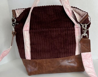 BEAUTIFUL Corduroy Tote with Crossbody Strap