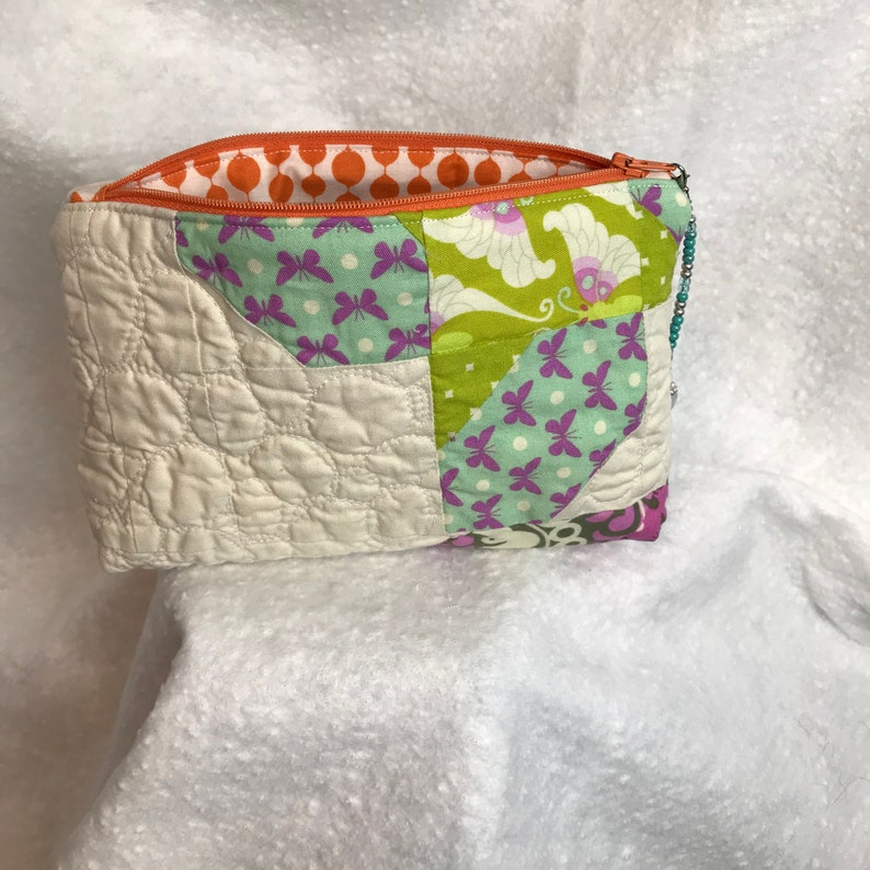Medium Quilted Zippered Fabric Pouch Patchwork