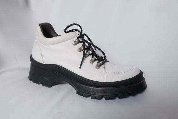donald pliner white boots