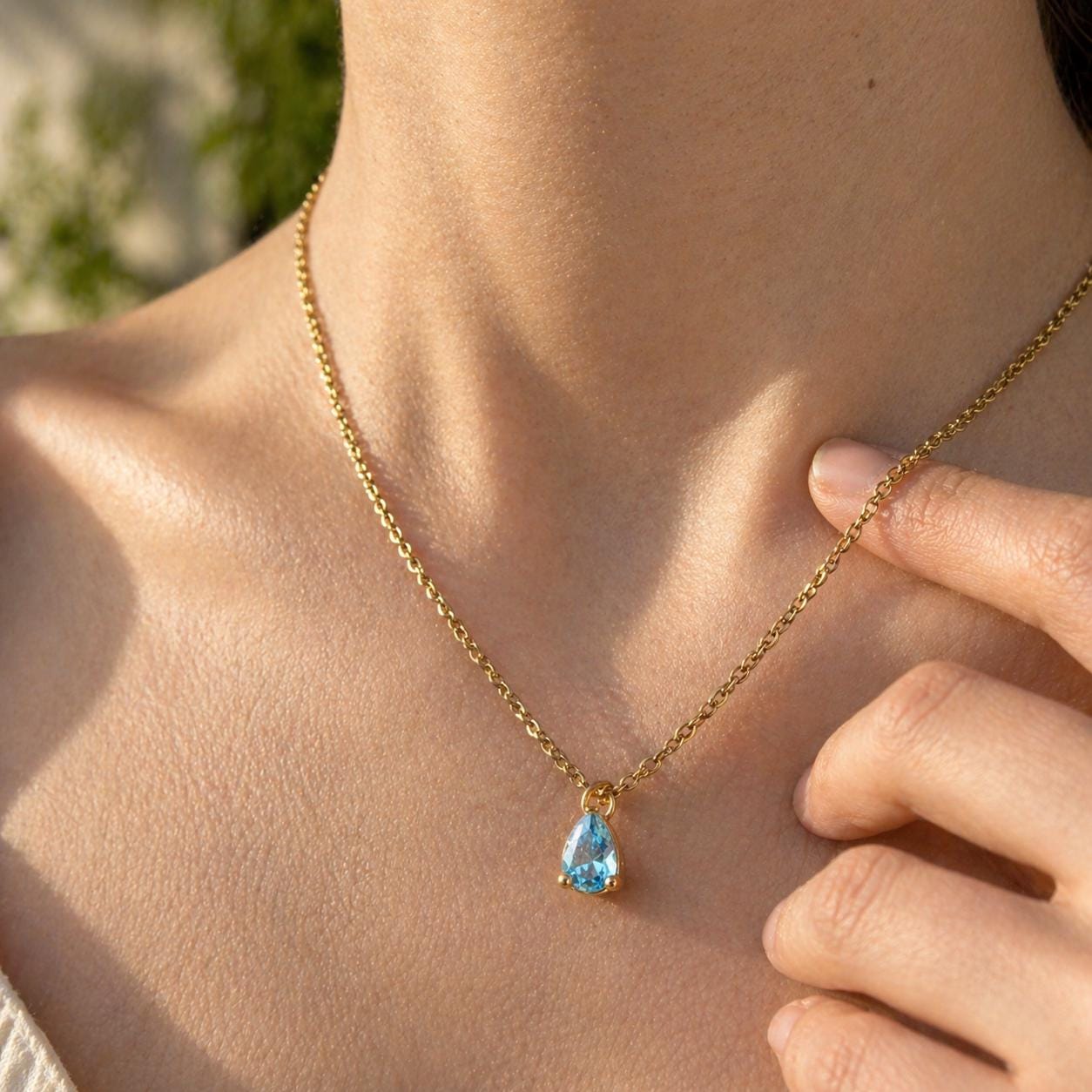 Delicate gold stainless steel birthstone choker necklace with custom gemstone pendant for personalized everyday wear