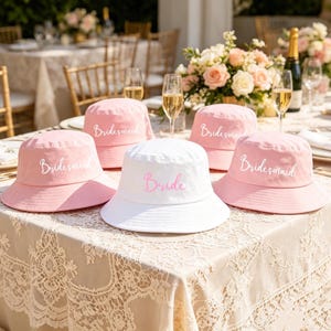 Sombrero tipo pescador liso bordado para despedida de soltera, sombrero para despedida de soltera, regalo para despedida de soltera, gorra para dama de honor para el fin de semana de la boda, regalo para el grupo de la novia