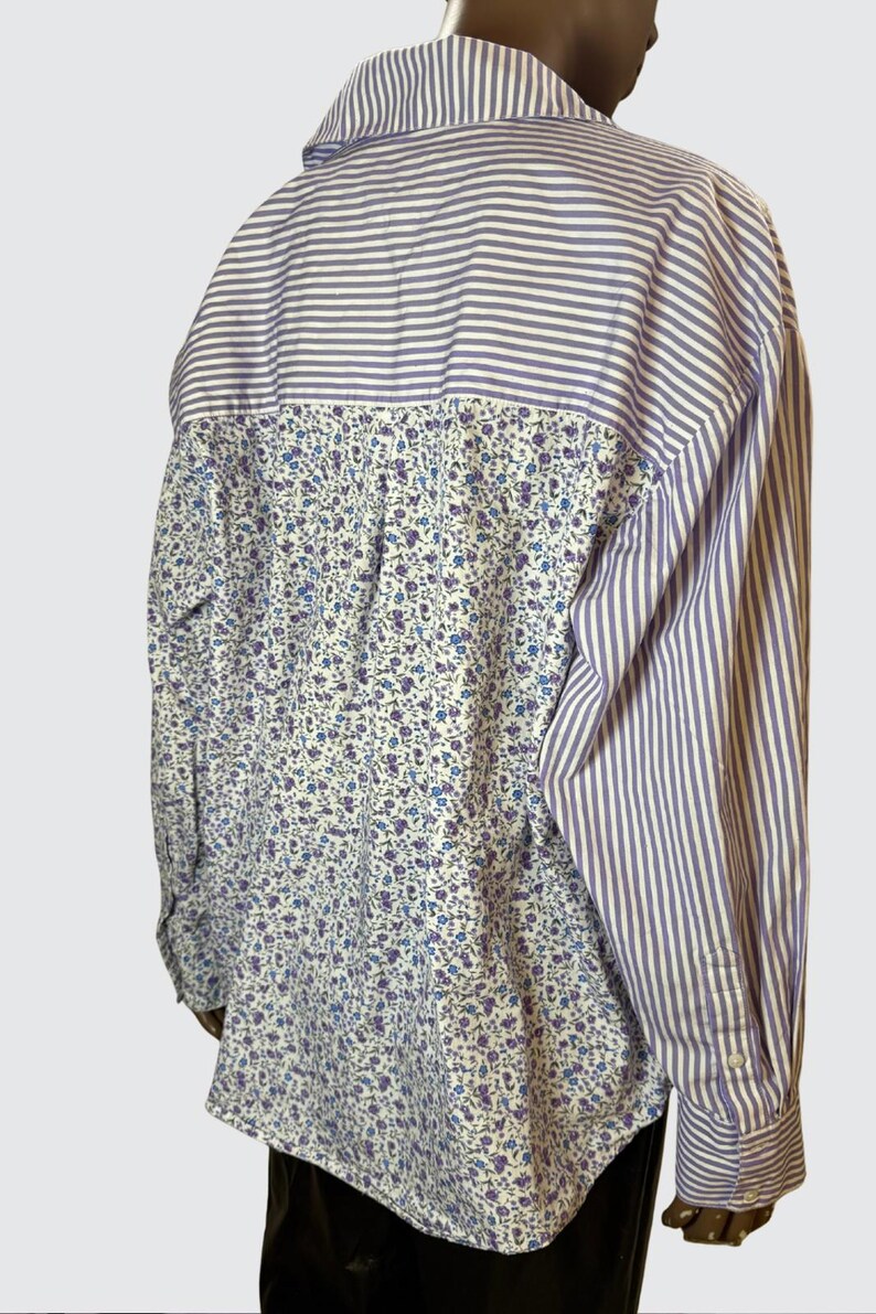 Camisa con botones Avec Les Filles Rayas, Estampado floral Marca Anthropologie imagen 3