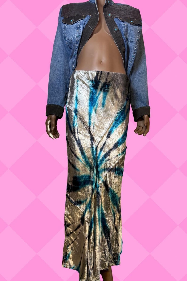 Free People blue gray Bali Serious Swagger tie dye velvet SKIRT size M image 1