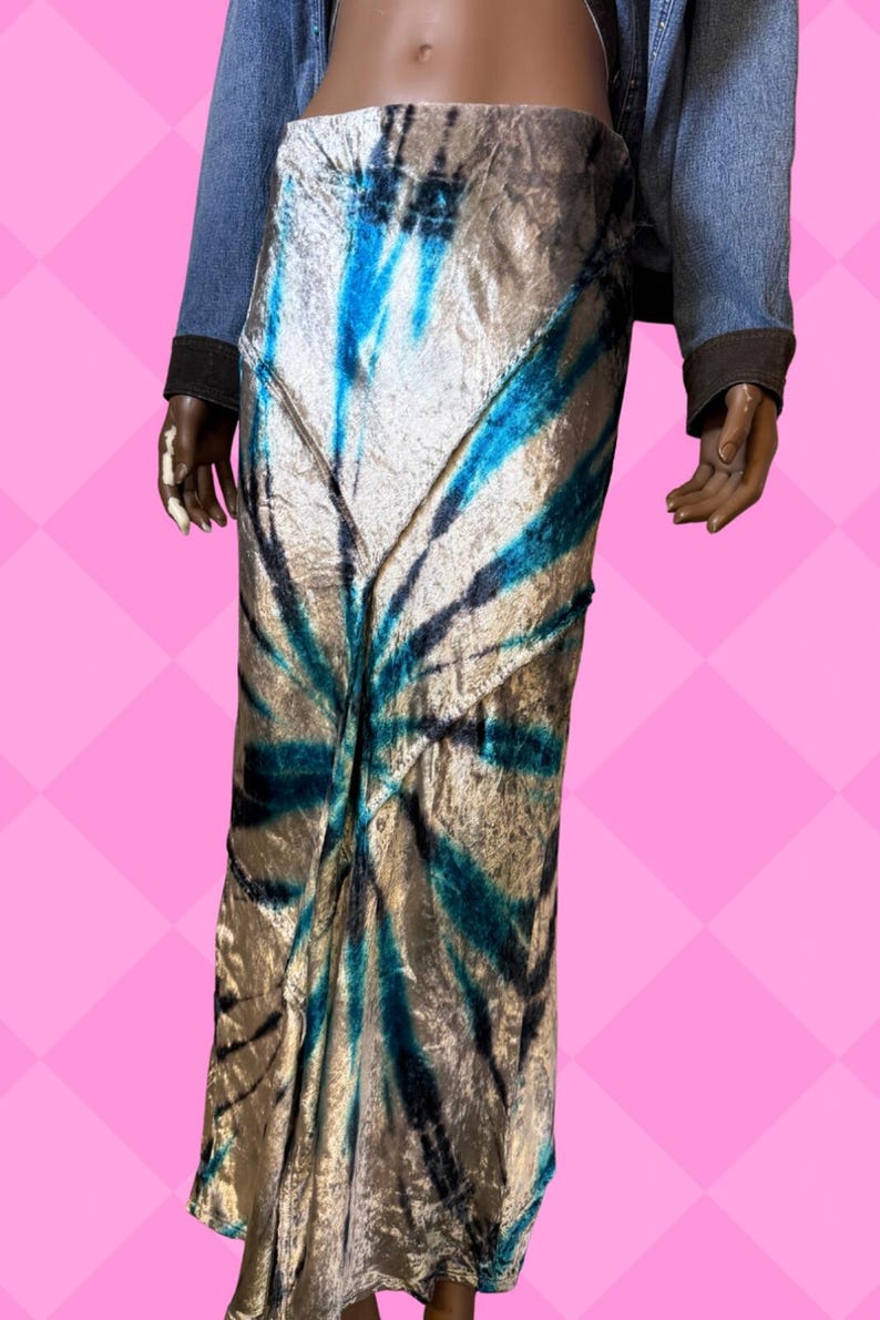 Free People blue gray Bali Serious Swagger tie dye velvet SKIRT size M image 4