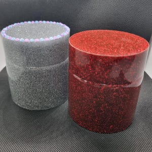 resin screw top pot