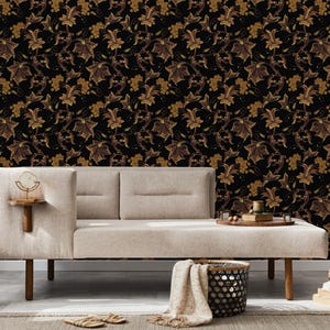 Golden Floral and Leaf Pattern Wallpaper on Black Background - Luxury and Elegant Design