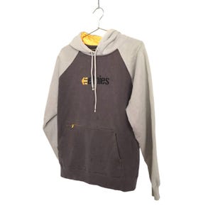 Vintage Y2K Etnies Colorblock Skate Pullover Hoodie Gray/Charcoal Gray M Men&#39;s