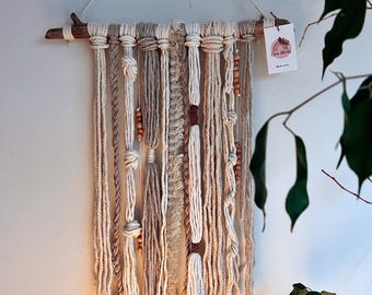 Macrame Hanging Art,Boho Wall Hanging,Yarn Tapestry Wall Decor for Living Room,Bedroom,Office,Cafe,Restaurant,Hotel Decoration,Gift For Her