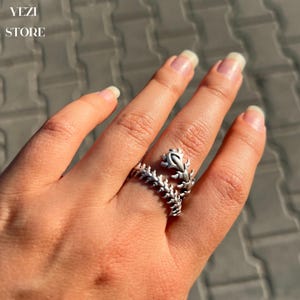 alien ring, gothic ring, centipede ring, fantasy ring, dragon ring, scales ring, gothic jewelry, goth ring, keel spine ring, fidget ring, halloween ring, punk ring, witchy jewelry, halloween ring, halloween jewelry, gift for him, gift for her