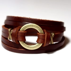 Triple Round Leather Bracelet, Wrap Bracelet, Women Leather Bracelet, with Metal O Ring in Brown Color with Metal Alloy Toggle Clasp