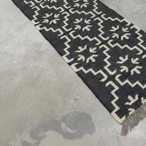 Handwoven Wool Jute Runner Rug, Size 2.5x20, Boho Hallway & Stair Runner, Natural Kilim Carpet for Living Room, Rustic Home Decor, Handmade