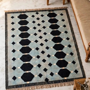 Handmade Wool Jute Rug -Design-2, Sage Grey with Black Hexagon Double Pattern - Indian Wool Kilim Runner for Living Room & Staircase Runner