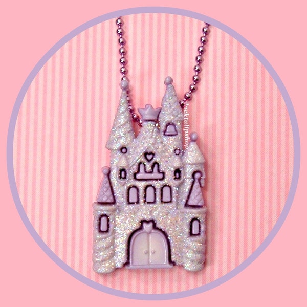 Princess Love Castle Necklace Light Purple Glitter