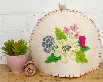 Vintage Nostalgia Floral Felt Tea Cosy Cozy sewing pattern pdf instant download