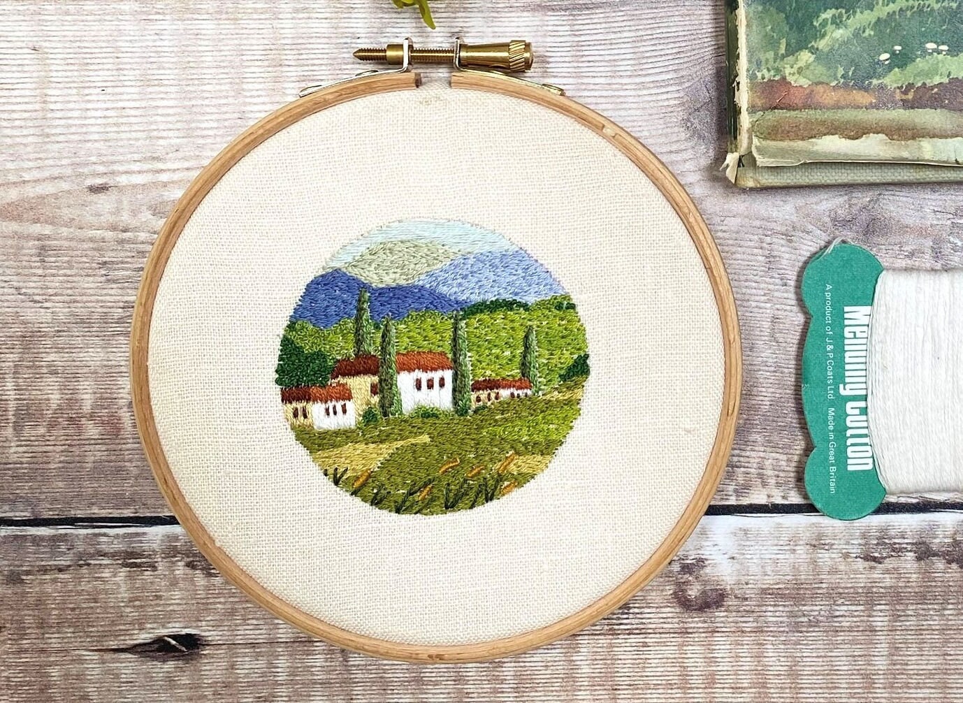 トスカーナの風景刺繍パターン：イタリアのホリデーデザイン（デジタル