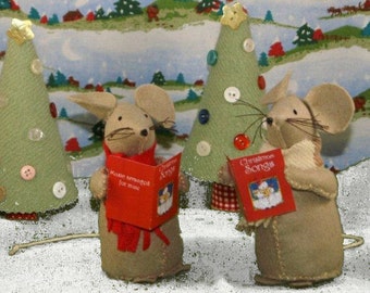 Christmas Carol Singing Mice pdf softie pattern