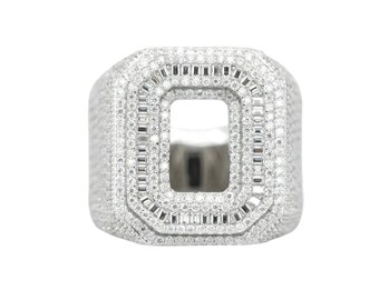 Round And Baguette Letter O Ring