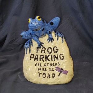 Hand Painted Ceramic Frog Parking (Blue Frog)