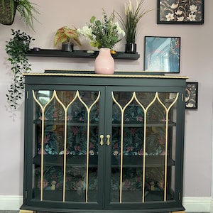 Upcycled display cabinet