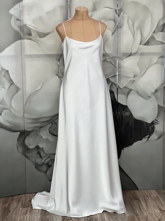 white and silver combination dress Unique21 Party wear White silver sequin dress, women sparkly dresses 8