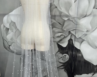 Pearl Cathedral Wedding Veil – Long Bridal Veil with Pearls, Soft Tulle Veil, Handmade Wedding Accessory, Elegant Veil for Modern Bride