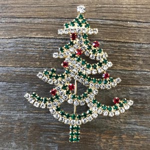 Vintage Rhinestone Christmas Tree Pin Brooch