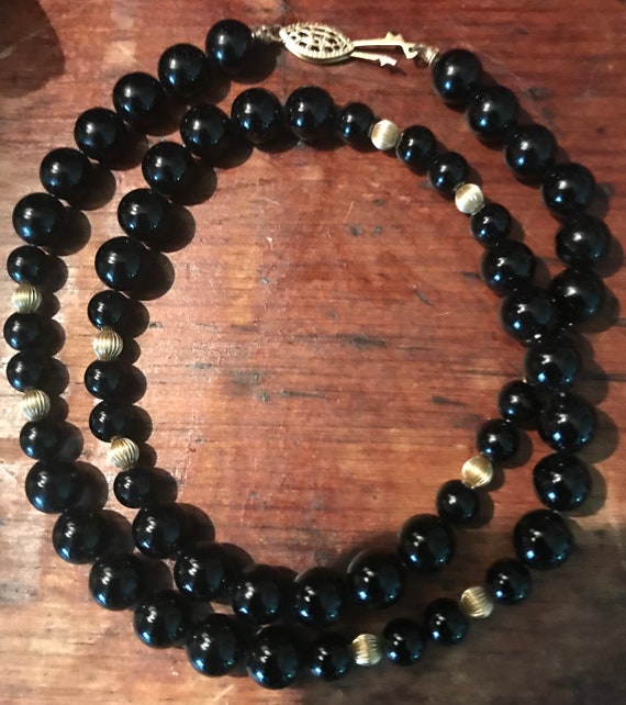 Vintage Genuine Onyx Fluted Gold Bead Necklace