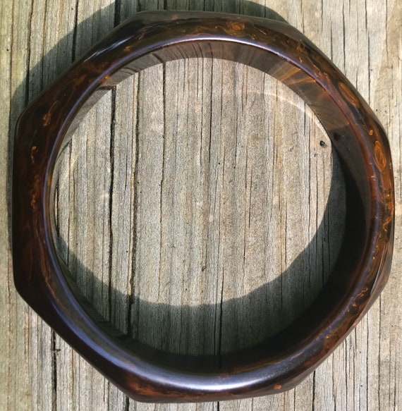 Vintage Carved Faceted Chocolate marbled Bangle