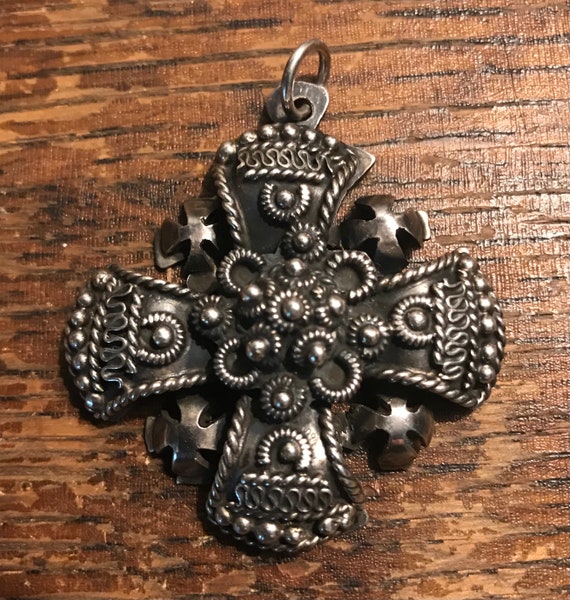 Vintage Heavy Ornate Mexico Sterling Cross Crucifi