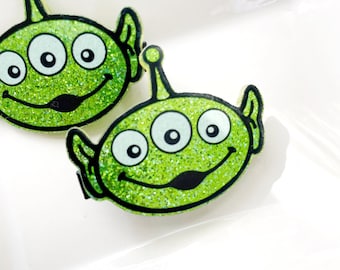 Pinza para el cabello de alienígena con purpurina: Pinza acrílica de los pequeños hombres verdes de Toy Story