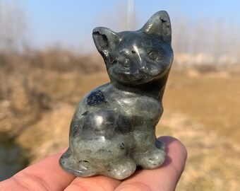 2'' labradorite Quartz Crystal cat: Hand Carved Home Decor