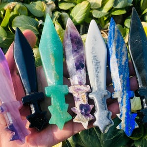 5.6inche Natural quartz crystal,hand carved knife,quartz crystal sword,home decoration,crystal gifts