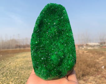 クォーツジオード卵型置物　グリーン グリーンクォーツジオードクラスター：鉱物空洞標本、ホーム