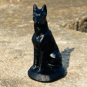 3.3Inche Natural Obsidian quartz,hand carved Dog,Obsidian quartz Dog,home decoration,Crystal energy 1pc